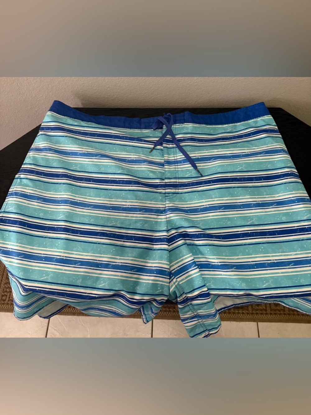 NWOT True Nation 4XL blue and white swim trunks